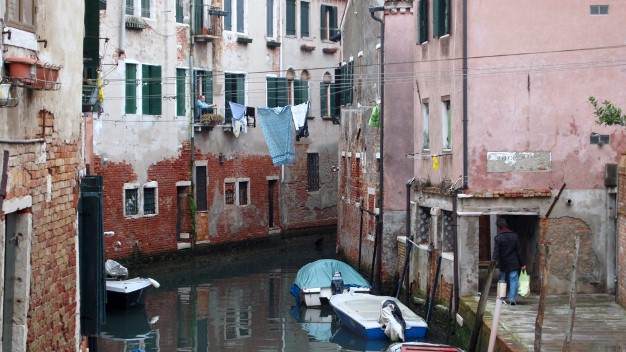 P2261310 (626x352) P2261310 (626x352)