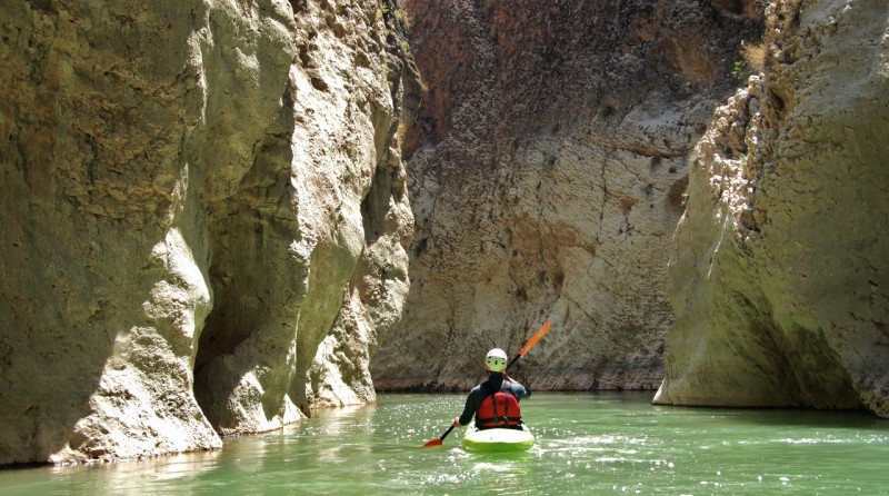 P8291520  Iran, kayak, Armand river, rio, paddle, piragua