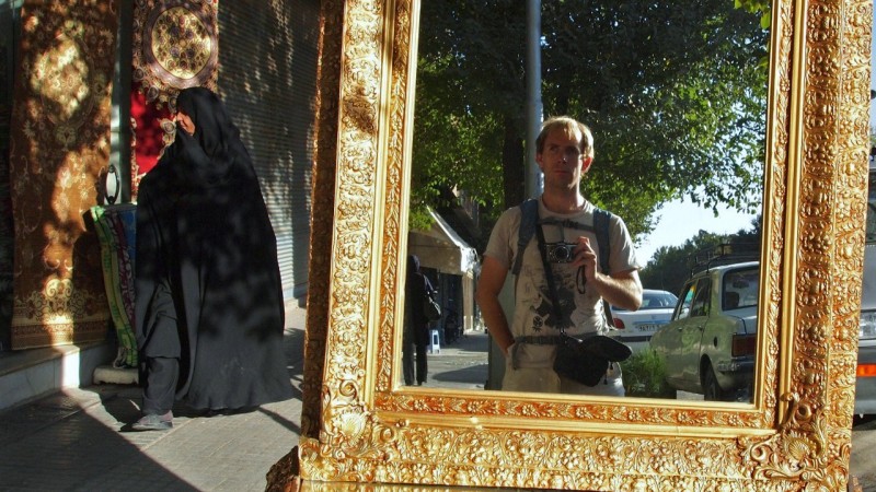 P9042018  Iran, Yazd, mirror, espejo