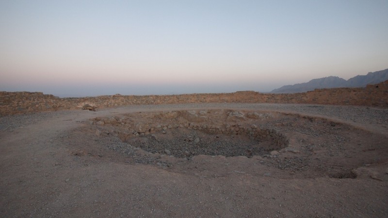 P9042036  Iran, Yazd, tower of silence, torre del silencio, zoroastrian