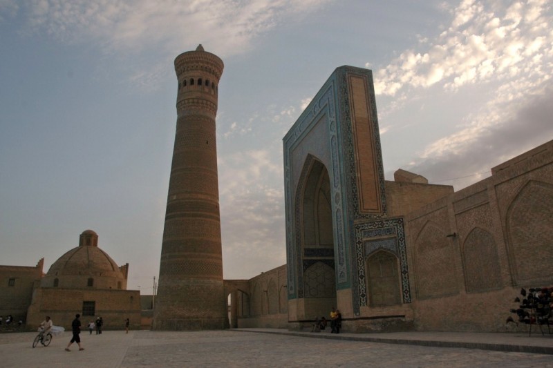 DSC_4863 Uzbequistan, Bukhara, Central Asia, silk road, ruta seda, Kalyan minaret, minarete de Kalyan