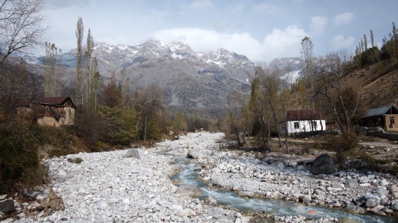 PA294644  Arslanbob, Kyrgyzstan, Kirgistán, walnut forest, bosque nogal